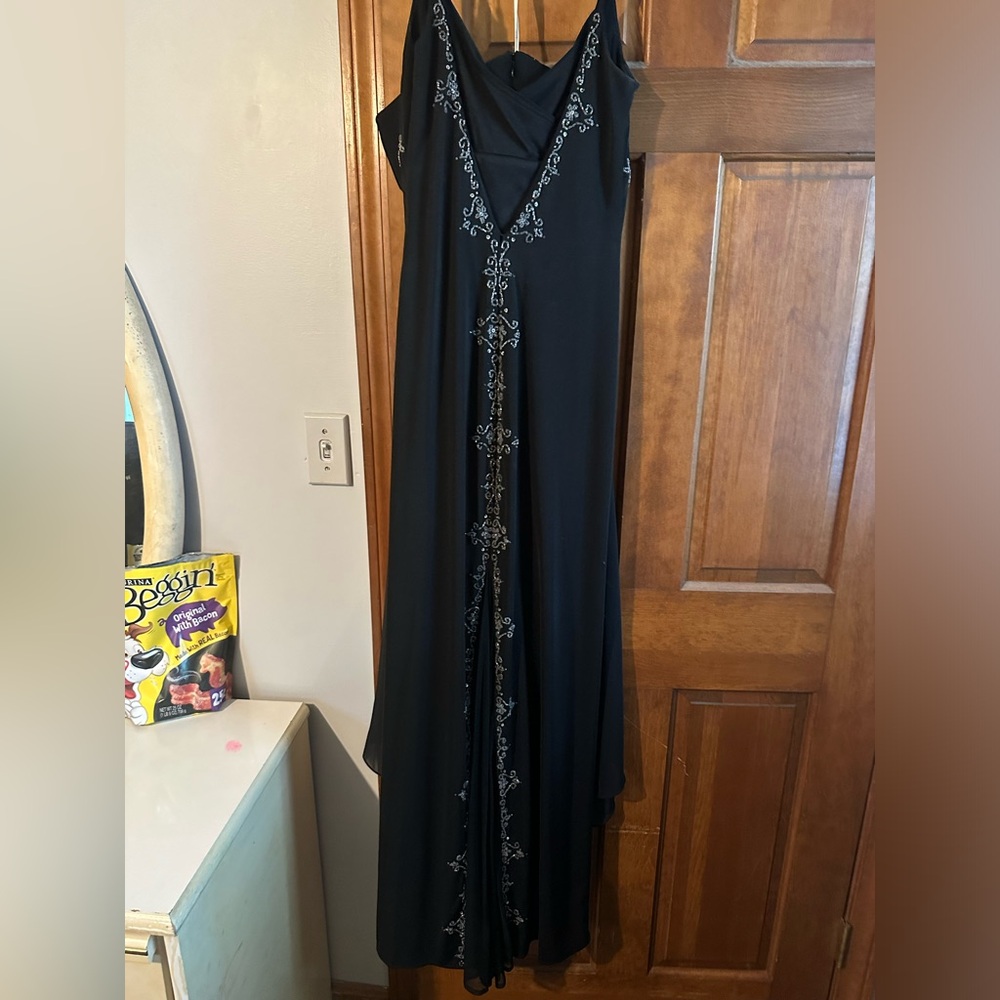 Juniors’s prom dress